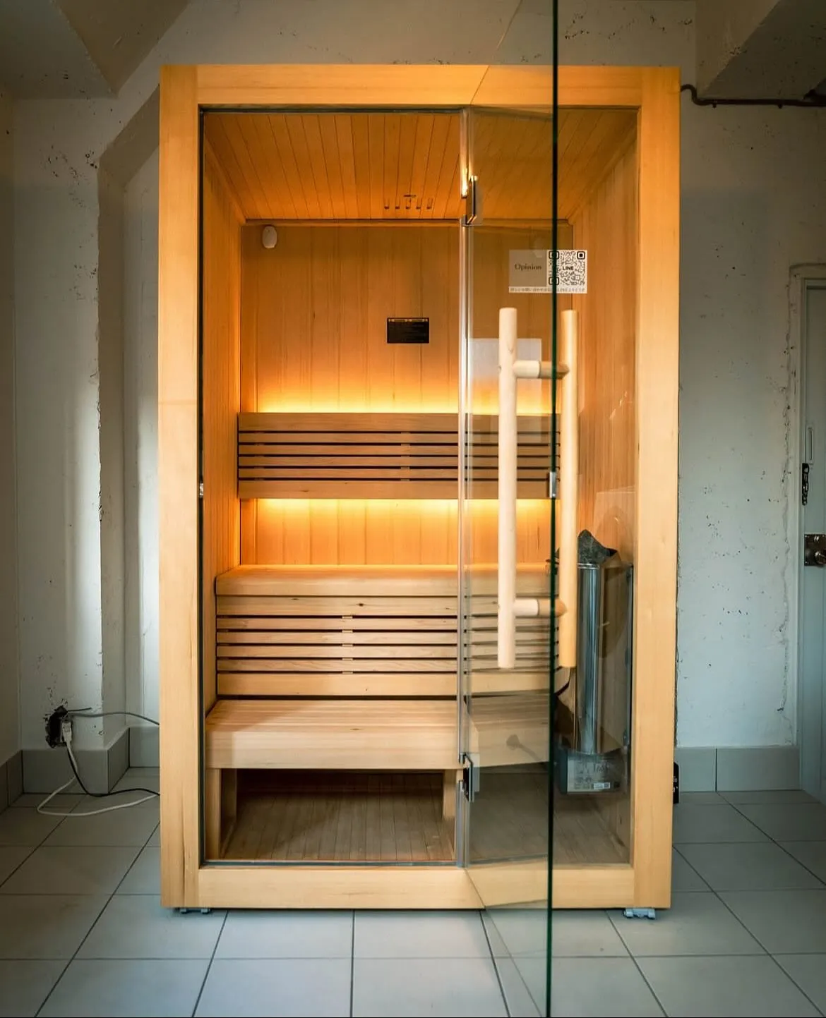 お好きなところに簡単な設置工事と、サウナ室♨️を『置く』だけ...
