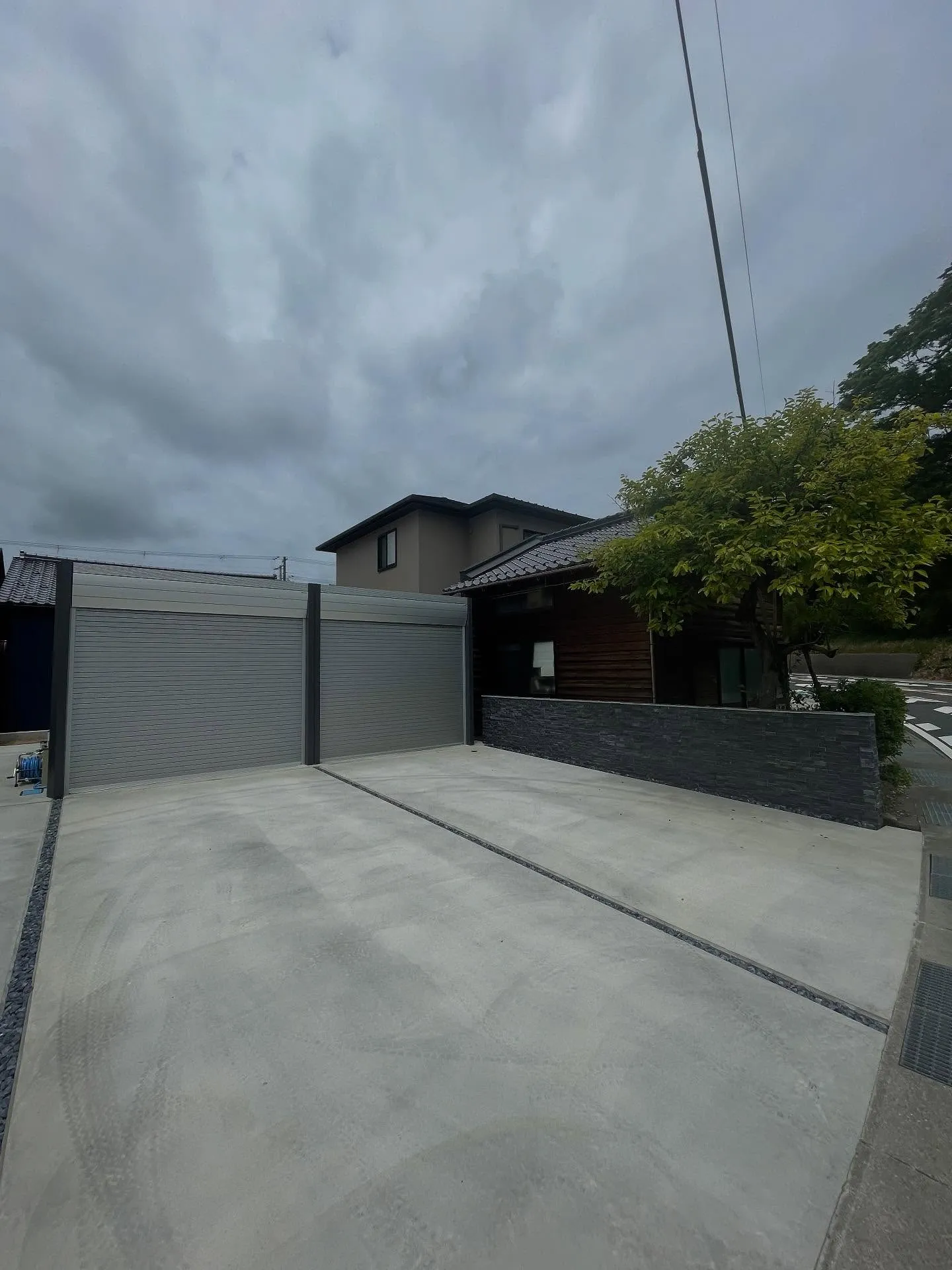 イナバガレージ【アルシア】の施工が無事完了しました✨