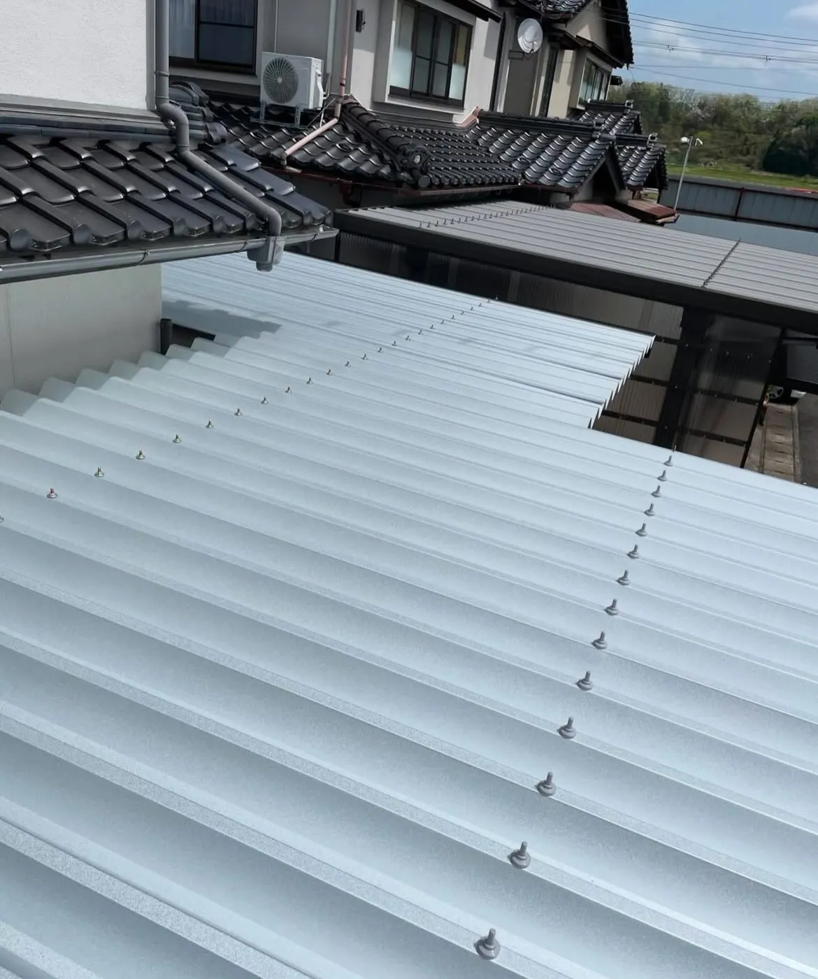 【豊岡市｜異形地カーポート工事】