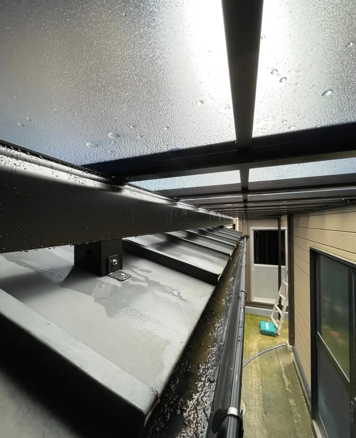 【豊岡市内｜テラス屋根工事】