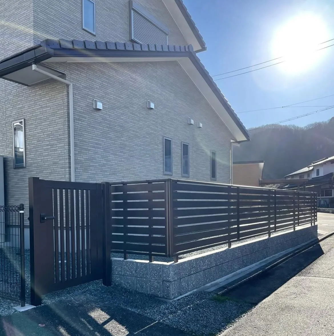 【朝来市 フェンス工事】