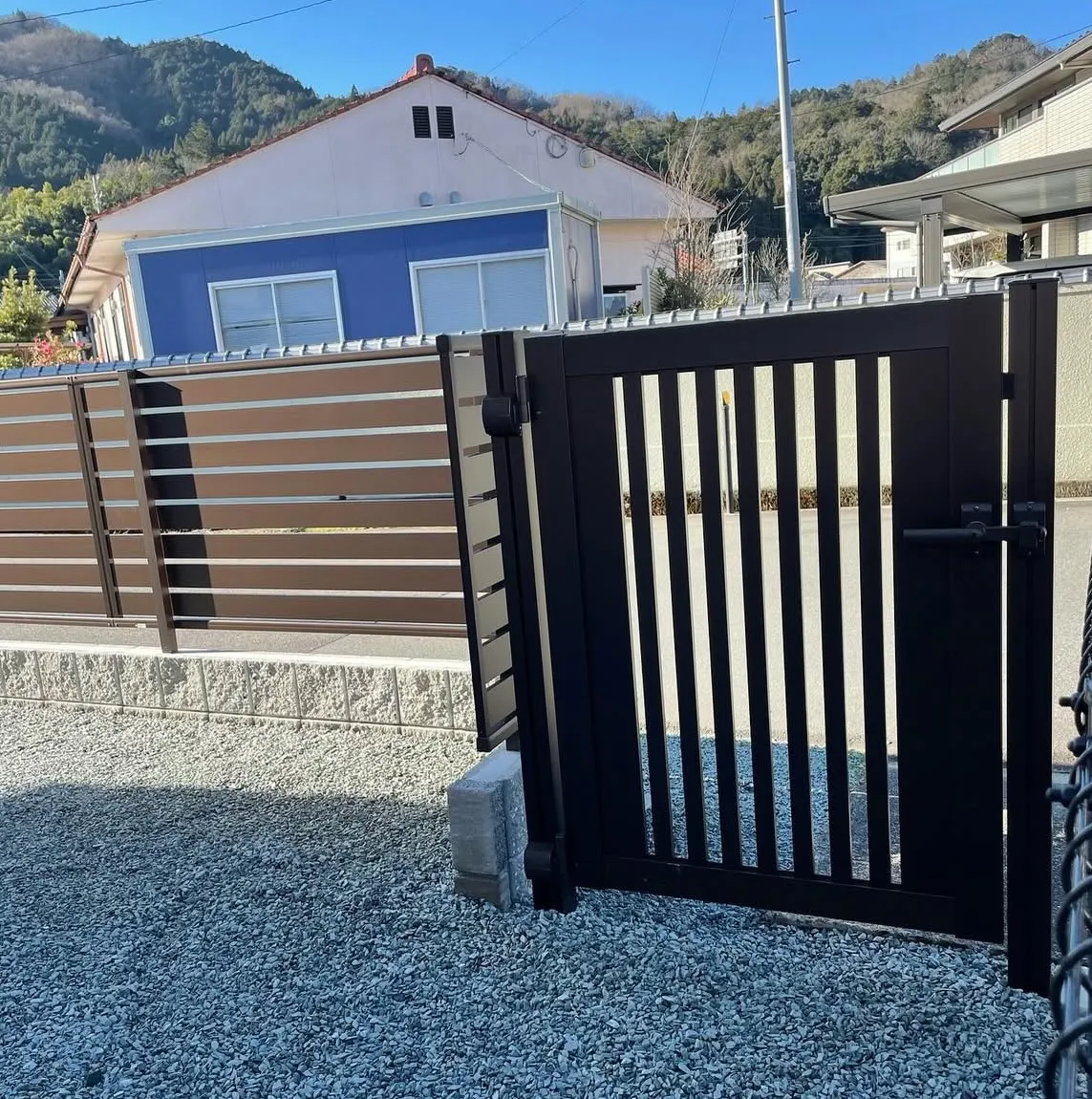 【朝来市 フェンス工事】