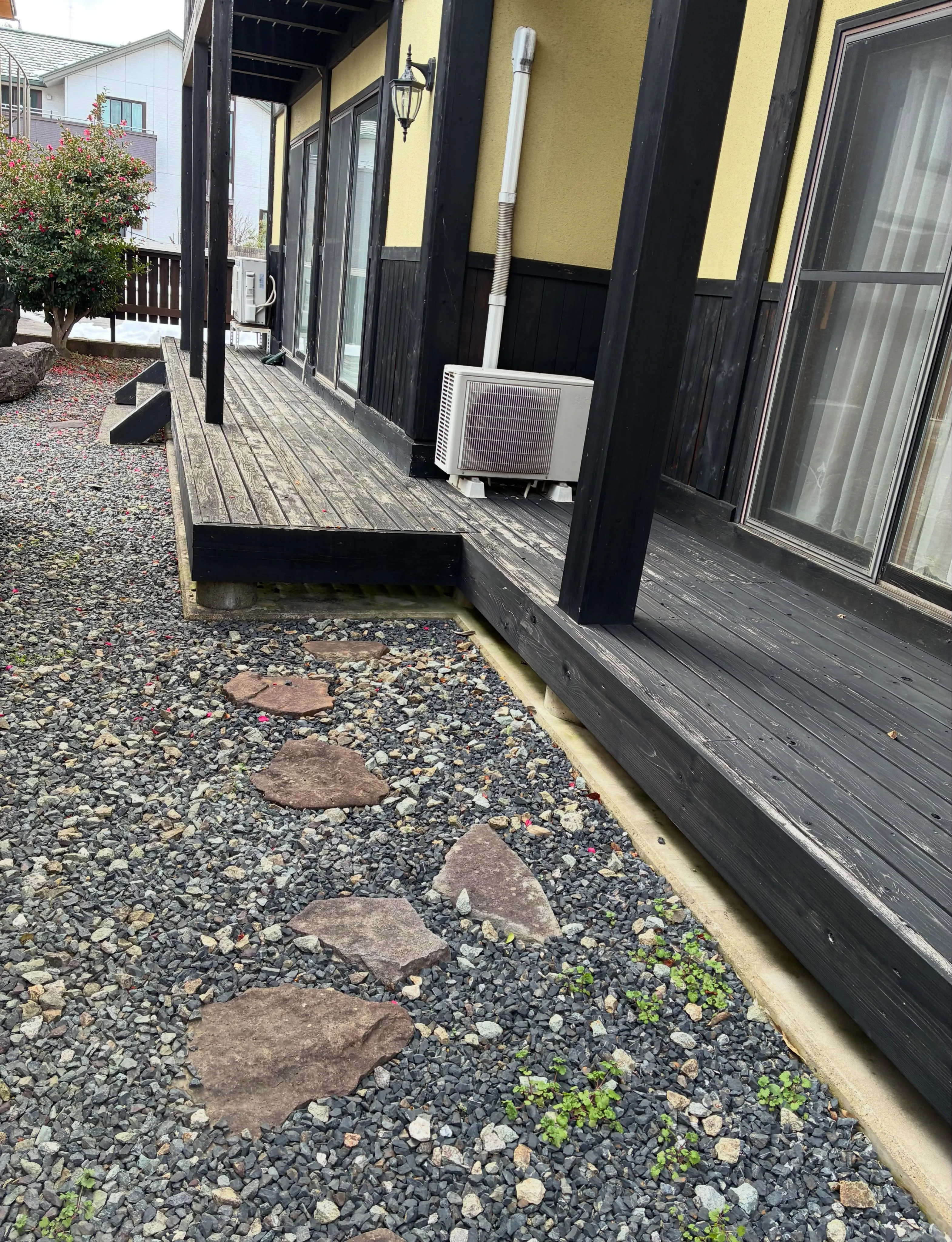 【豊岡市 落ち着きのある外構リフォーム】