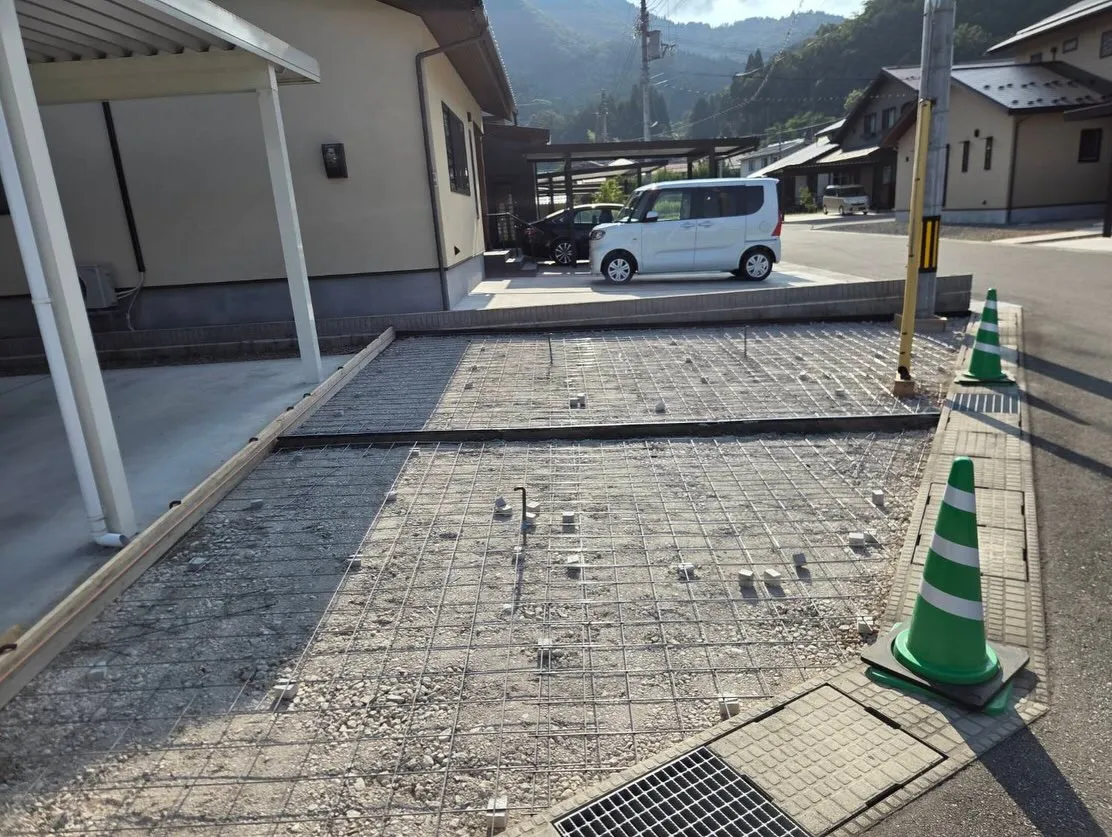 【養父市 駐車場土間コンクリート工事】